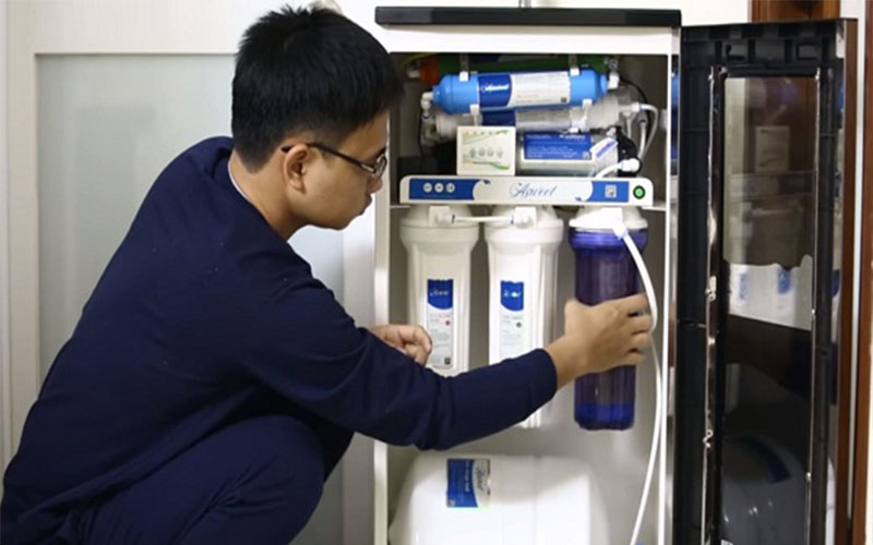 Cách sửa máy lọc nước bị e khí
